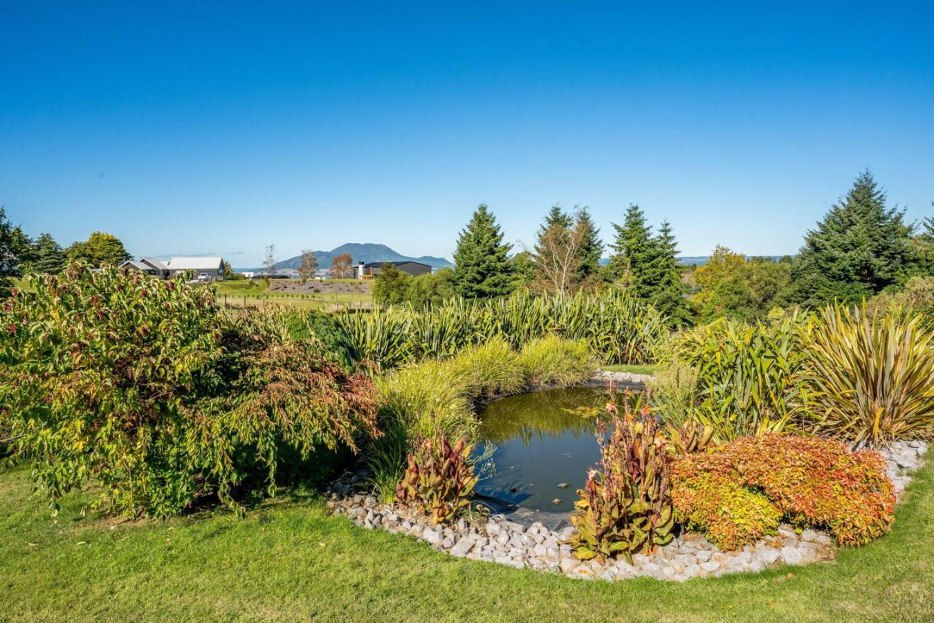 Mountviews Lodge Taupo Eksteriør billede