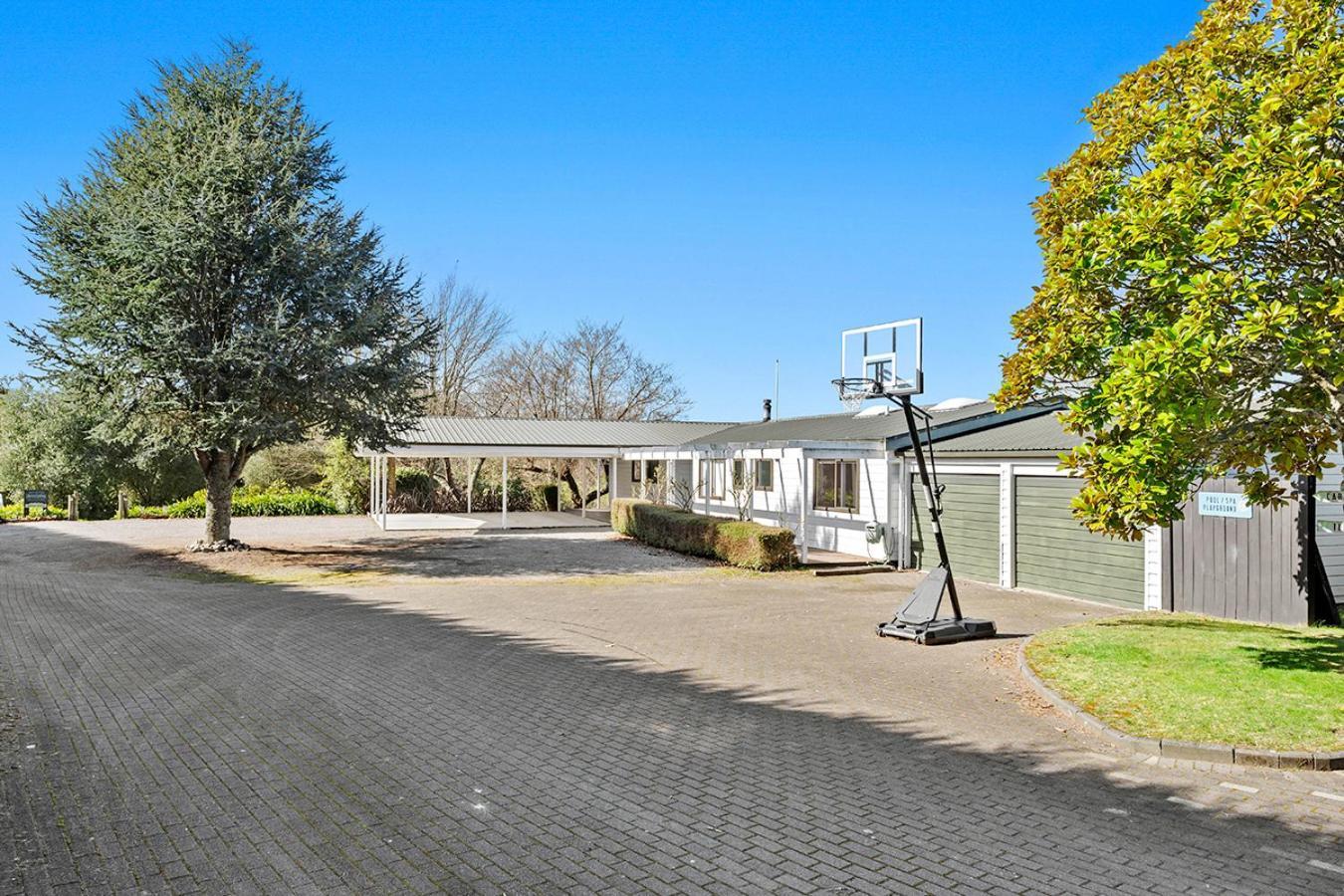 Mountviews Lodge Taupo Eksteriør billede