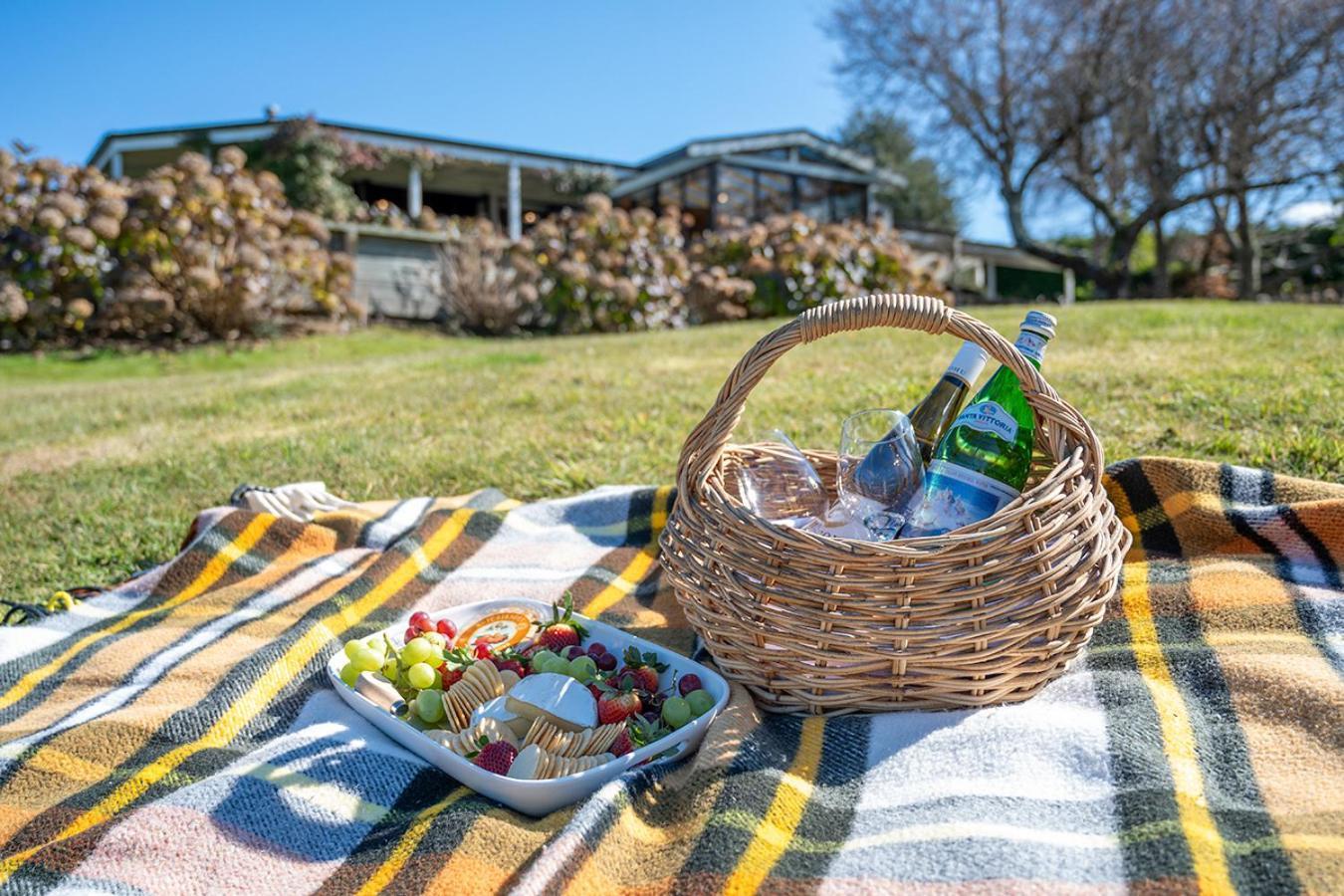 Mountviews Lodge Taupo Eksteriør billede