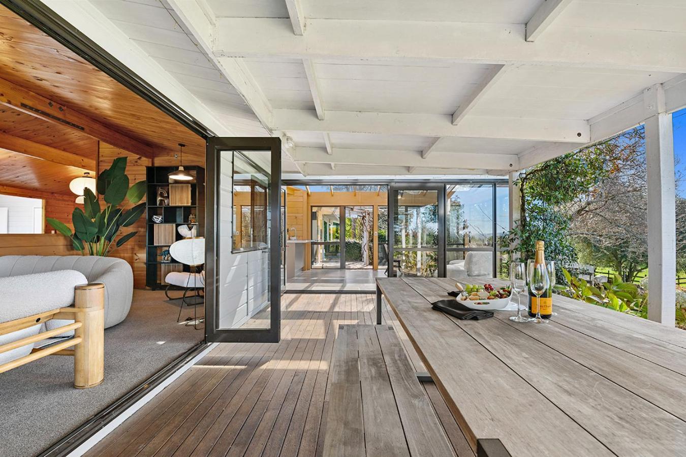 Mountviews Lodge Taupo Eksteriør billede